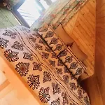 Ksiazka I Kubek 샬레