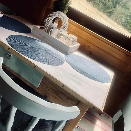 Chalet Ksiazka I Kubek Juszczyna